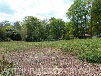 Terrain constructible - 1 095 m²