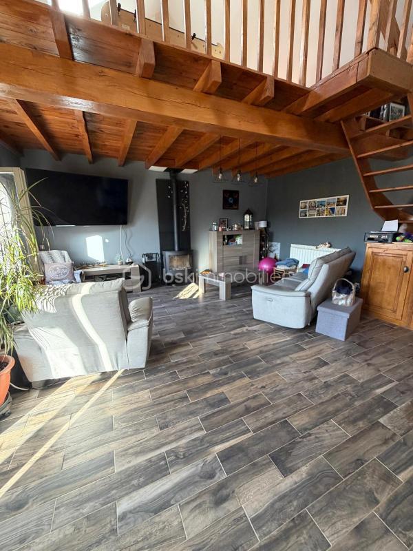 Maison - 157 m² - 5 pièces