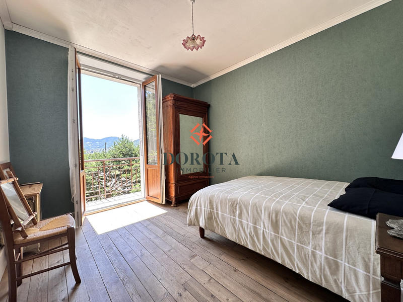 Maison ancienne - 141 m² - 6 pièces