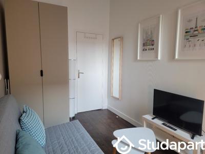 Chambre - 12 m² - 1 pièce