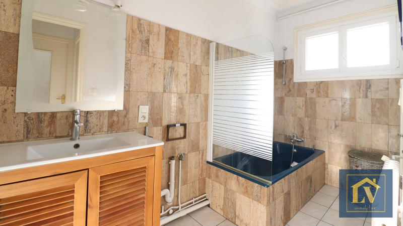 Appartement - 79 m² - 3 pièces