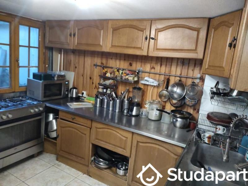 Chambre - 12 m² - 1 pièce