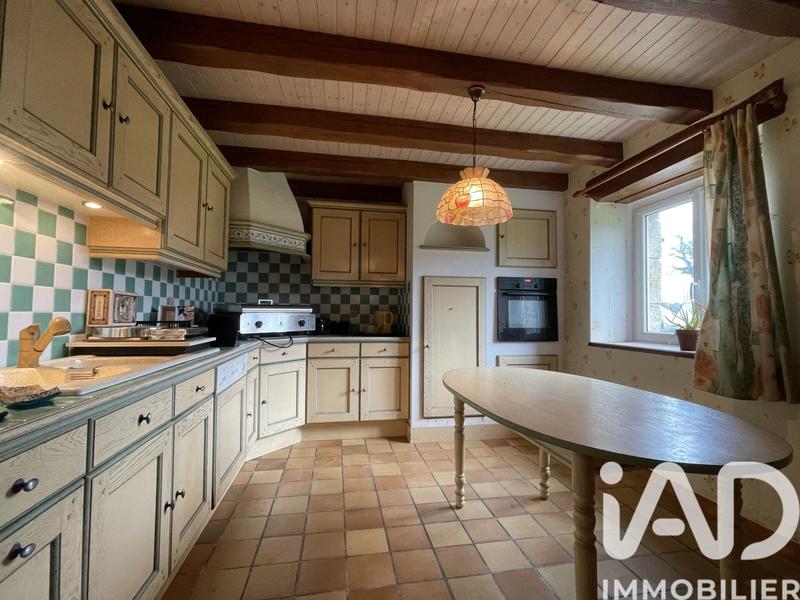 Maison - 98 m² - 5 pièces