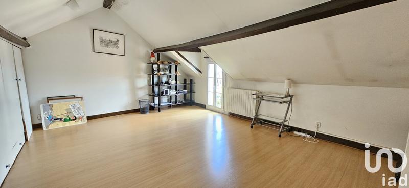 Maison - 250 m² - 10 pièces