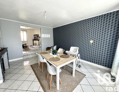 Maison - 113 m² - 6 pièces