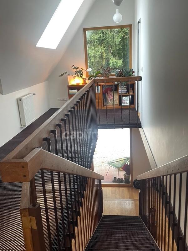 Propriété - 233 m² - 7 pièces