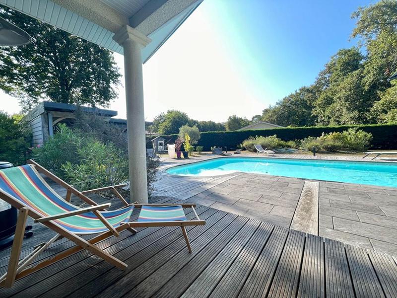 Maison - 169 m² - 6 pièces