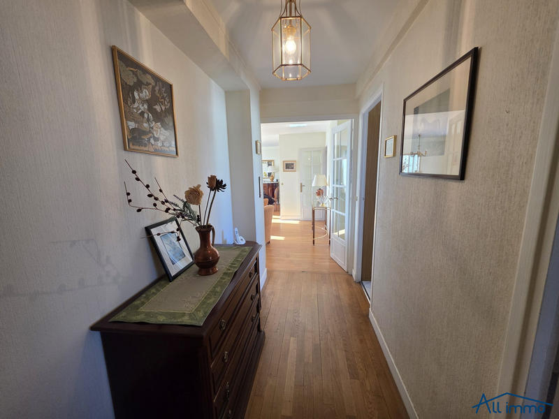 Appartement - 75 m² - 4 pièces