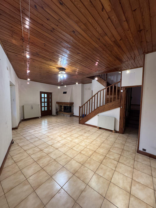 Maison - 170 m² - 8 pièces