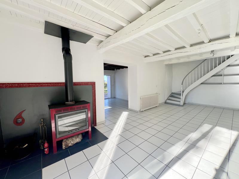 Maison de village - 250 m² - 9 pièces