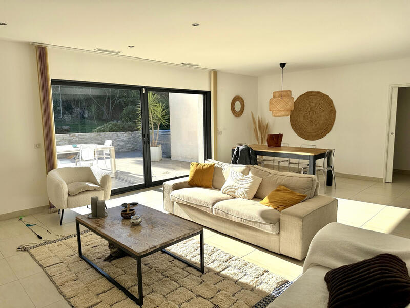 Maison - 135 m² - 4 pièces