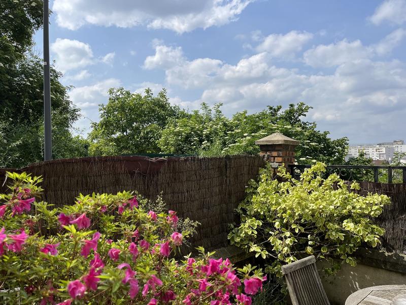 Appartement sur toit - 85 m² - 5 pièces