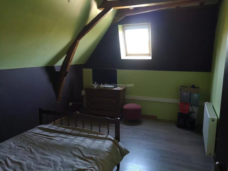 Maison - 220 m² - 9 pièces