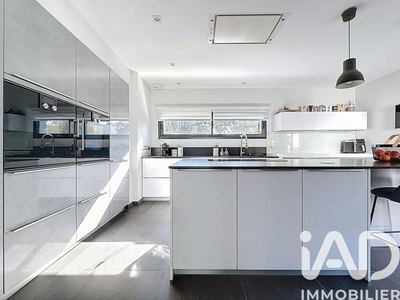 Maison - 157 m² - 6 pièces