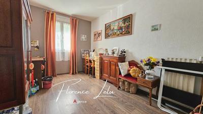 Appartement - 80 m² - 4 pièces