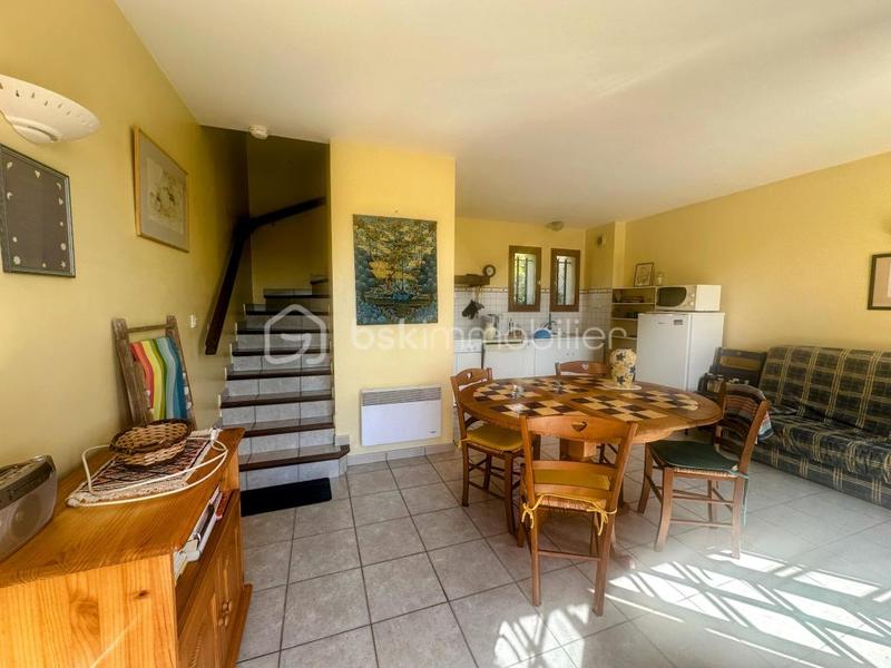 Maison traditionnelle - 148 m² - 9 pièces