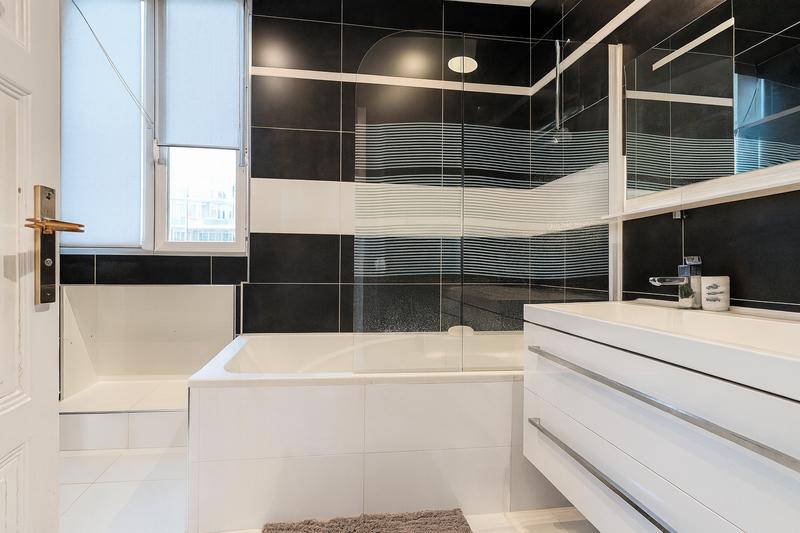 Appartement - 92 m² - 4 pièces