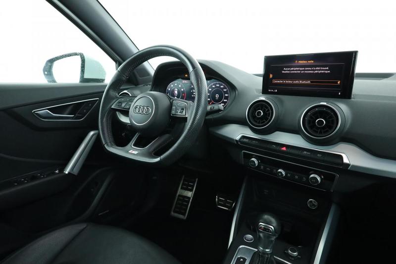 Audi Q2 35 Tfsi Cod Midnight Series s tronic 150 ch