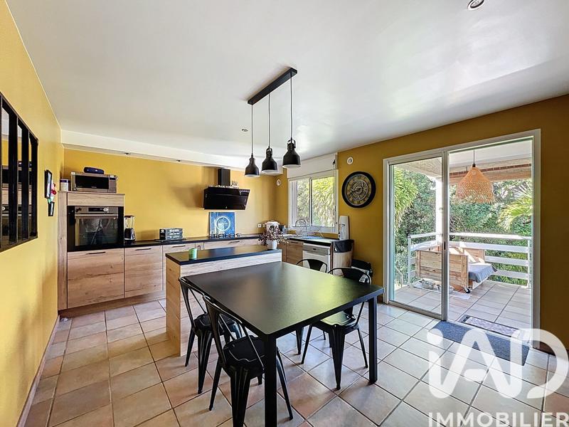 Maison de maîtres - 202 m² - 6 pièces