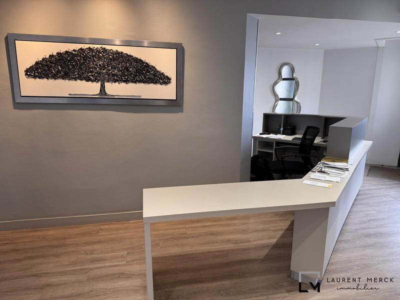 Local d'activités - 117 m²