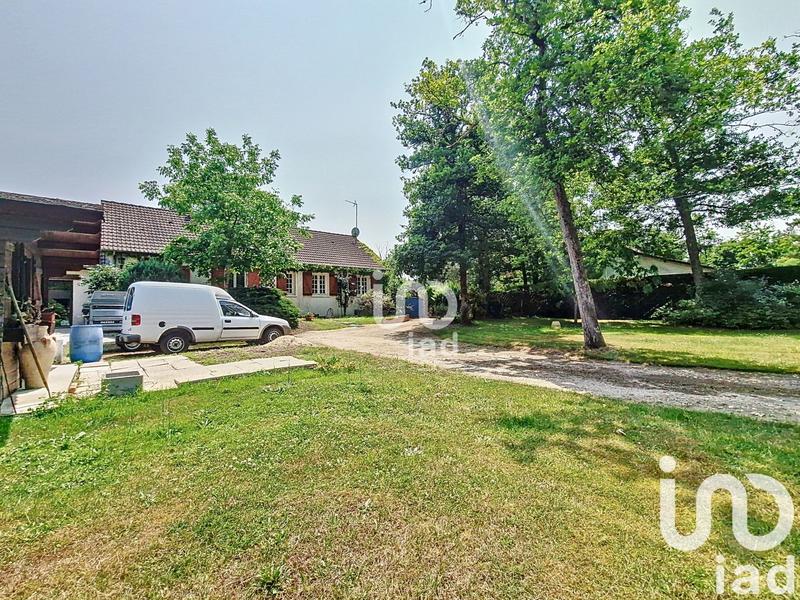 Maison - 180 m² - 8 pièces