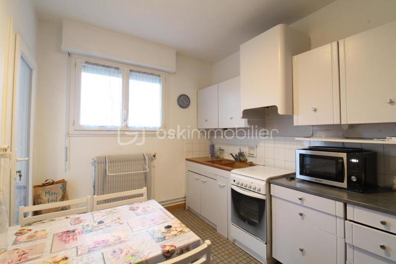 Appartement - 84 m² - 4 pièces