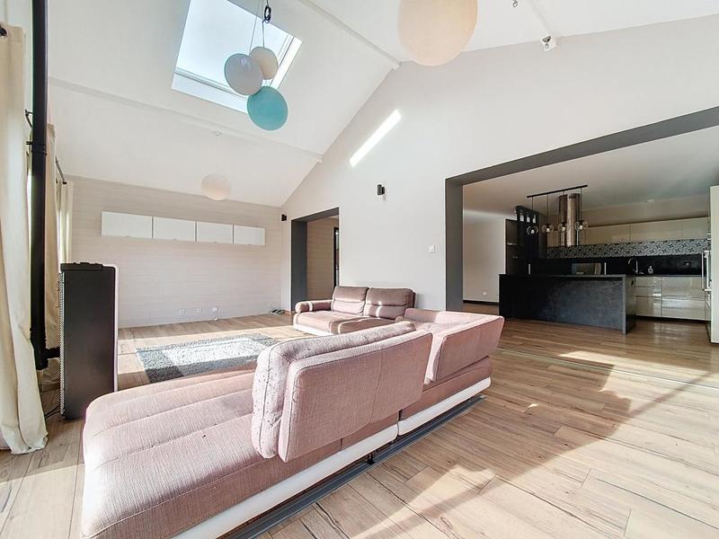 Maison - 155 m² - 5 pièces