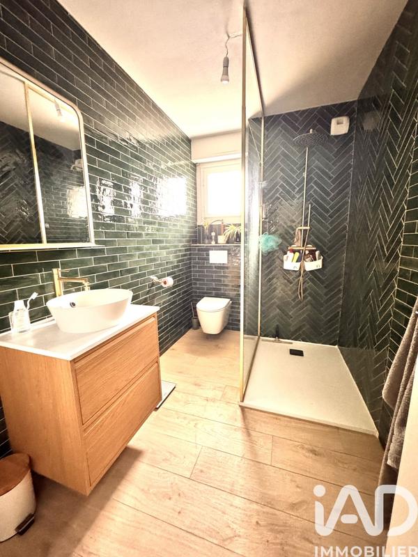 Maison de ville - 200 m² - 8 pièces