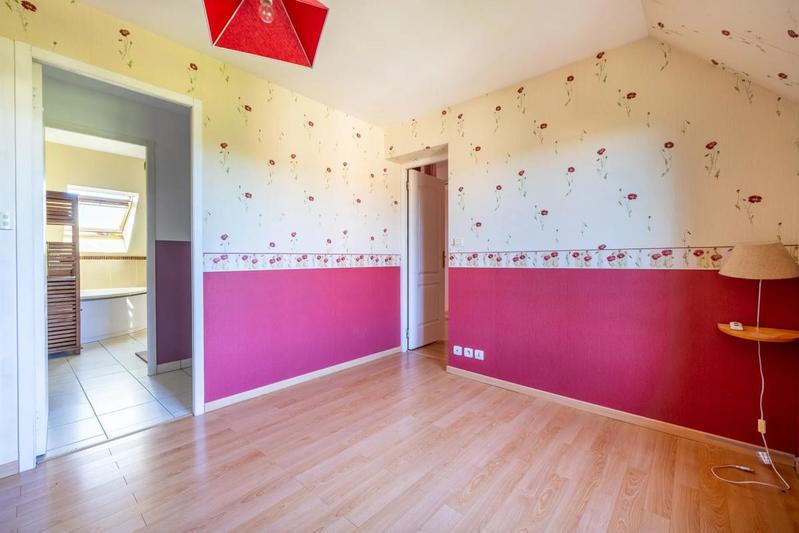 Maison - 195 m² - 6 pièces