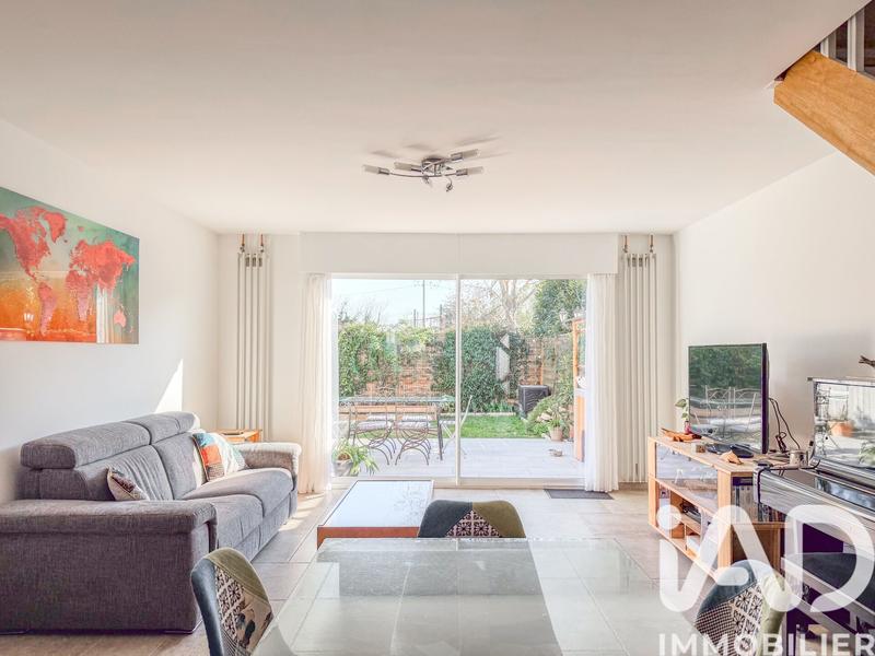 Maison - 98 m² - 5 pièces