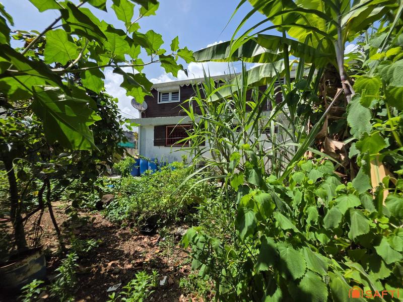 Maison - 262 m² - 10 pièces