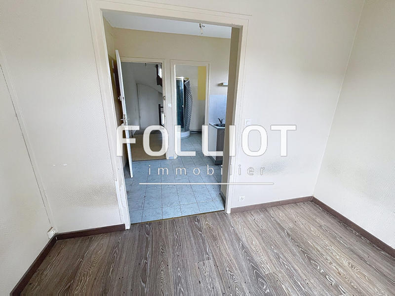 Maison - 225 m² - 8 pièces