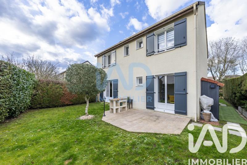 Maison - 104 m² - 6 pièces