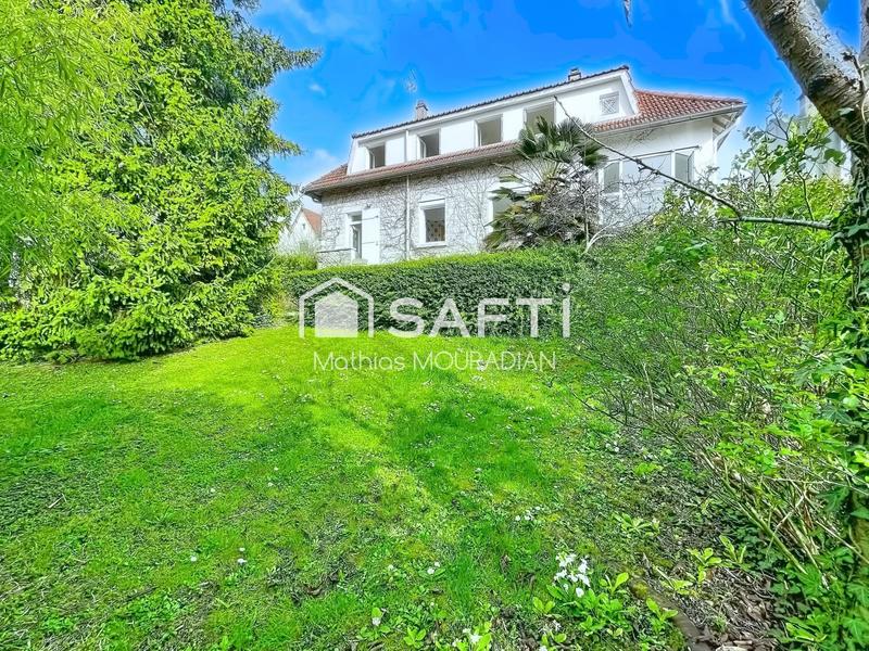 Maison - 146 m² - 6 pièces