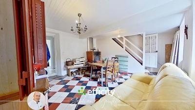 Maison - 125 m² - 8 pièces