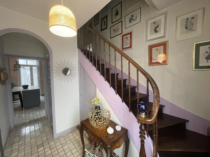 Maison traditionnelle - 122 m² - 6 pièces