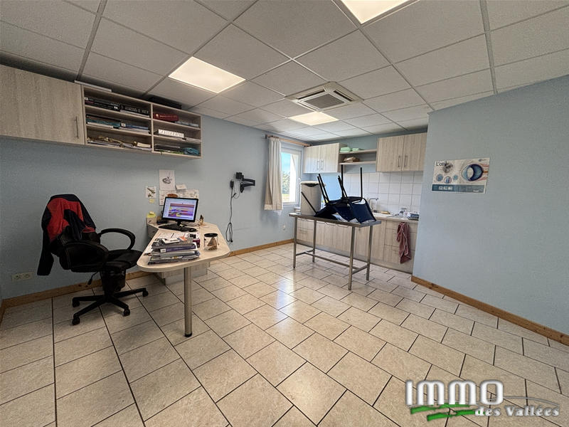 Local commercial - 276 m²