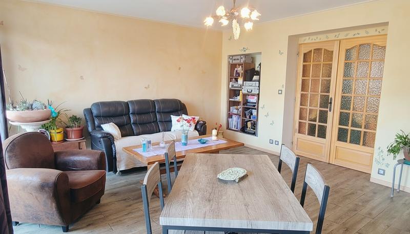 Maison - 300 m² - 10 pièces