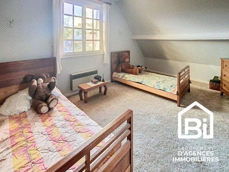 Maison - 140 m² - 6 pièces