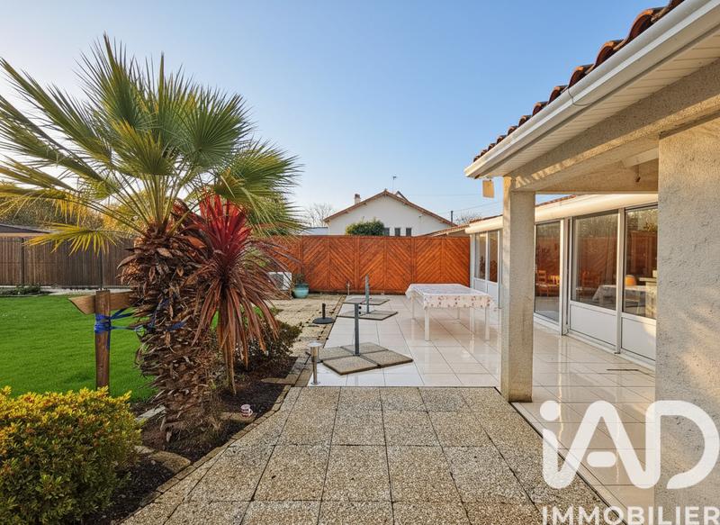 Maison - 90 m² - 4 pièces