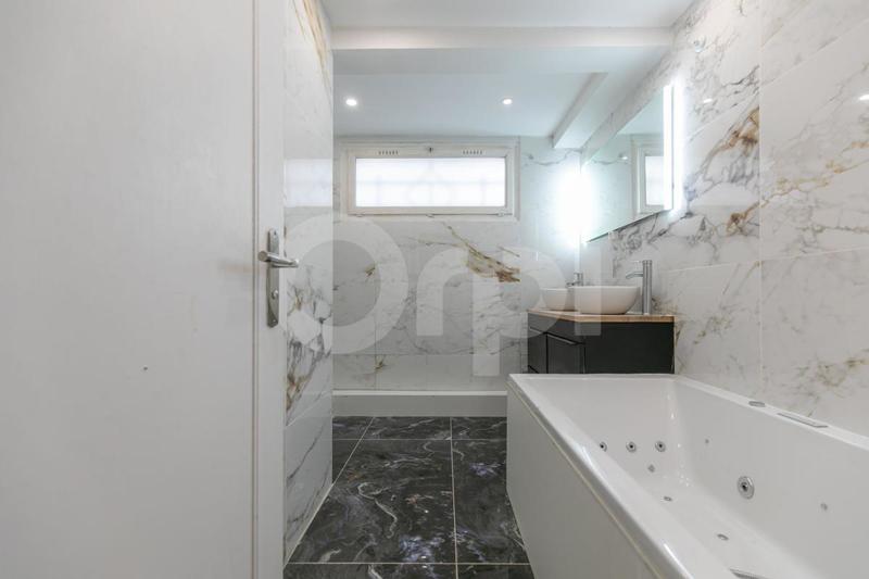 Appartement - 80 m² - 3 pièces