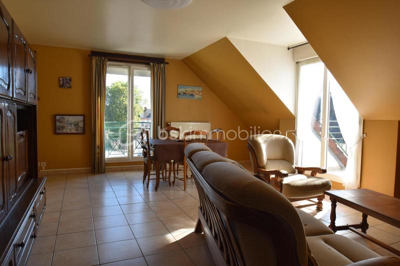 Appartement - 79 m² - 3 pièces