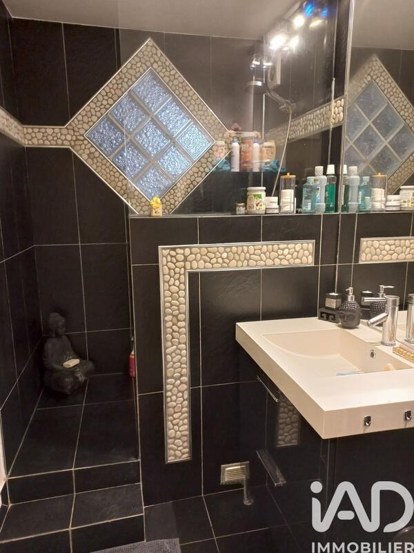 Appartement - 79 m² - 4 pièces