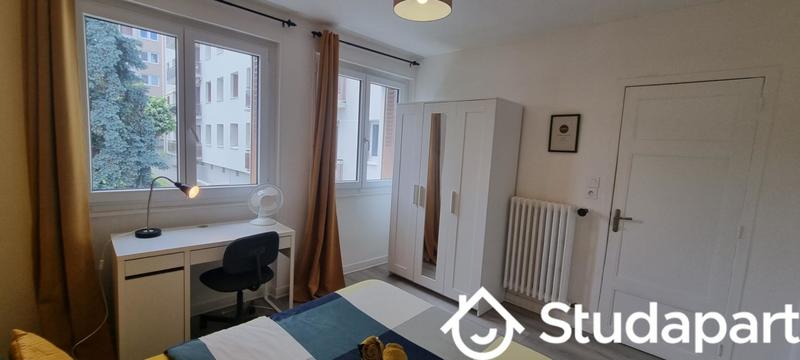 Chambre - 10 m² - 1 pièce