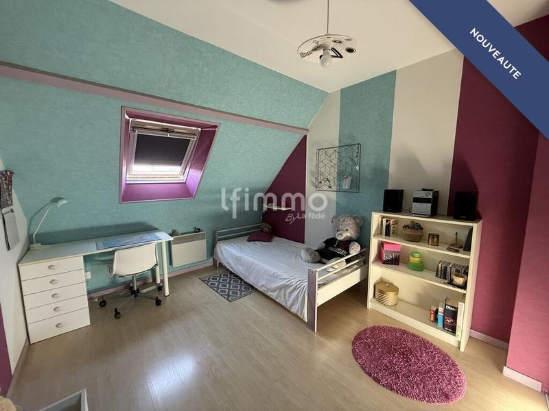 Maison - 94 m² - 5 pièces