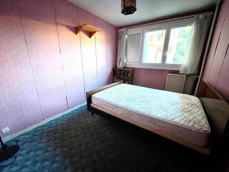 Appartement - 92 m² - 5 pièces