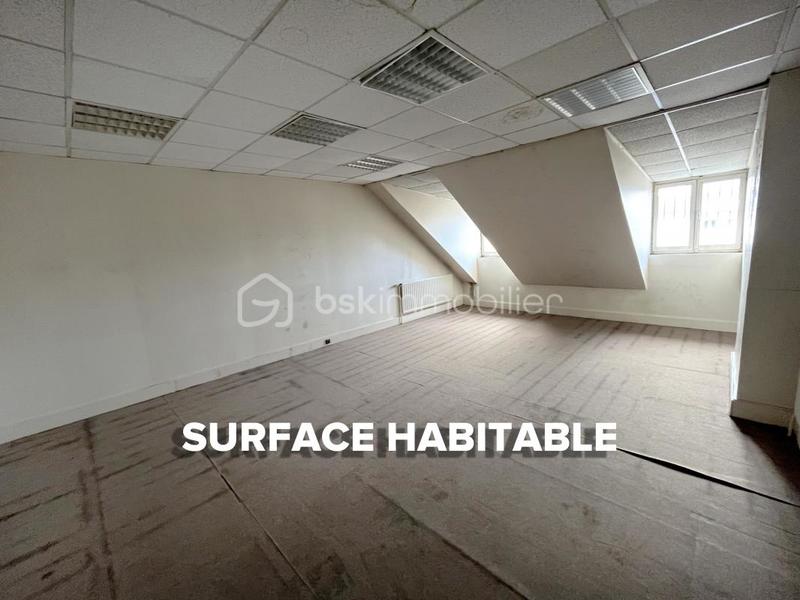 Local commercial - 646 m² - 21 pièces