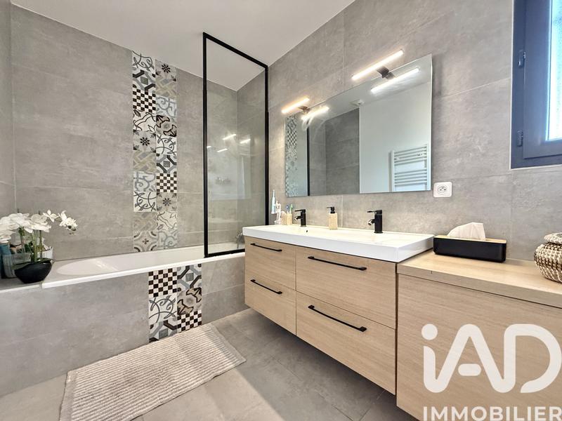 Maison - 126 m² - 5 pièces