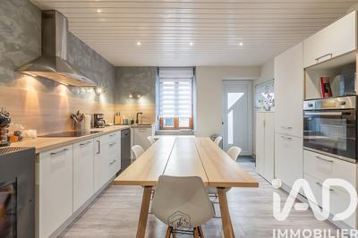 Maison - 100 m² - 4 pièces