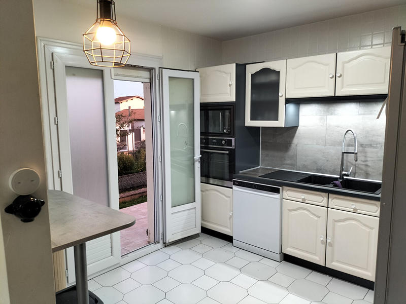 Maison - 185 m² - 7 pièces